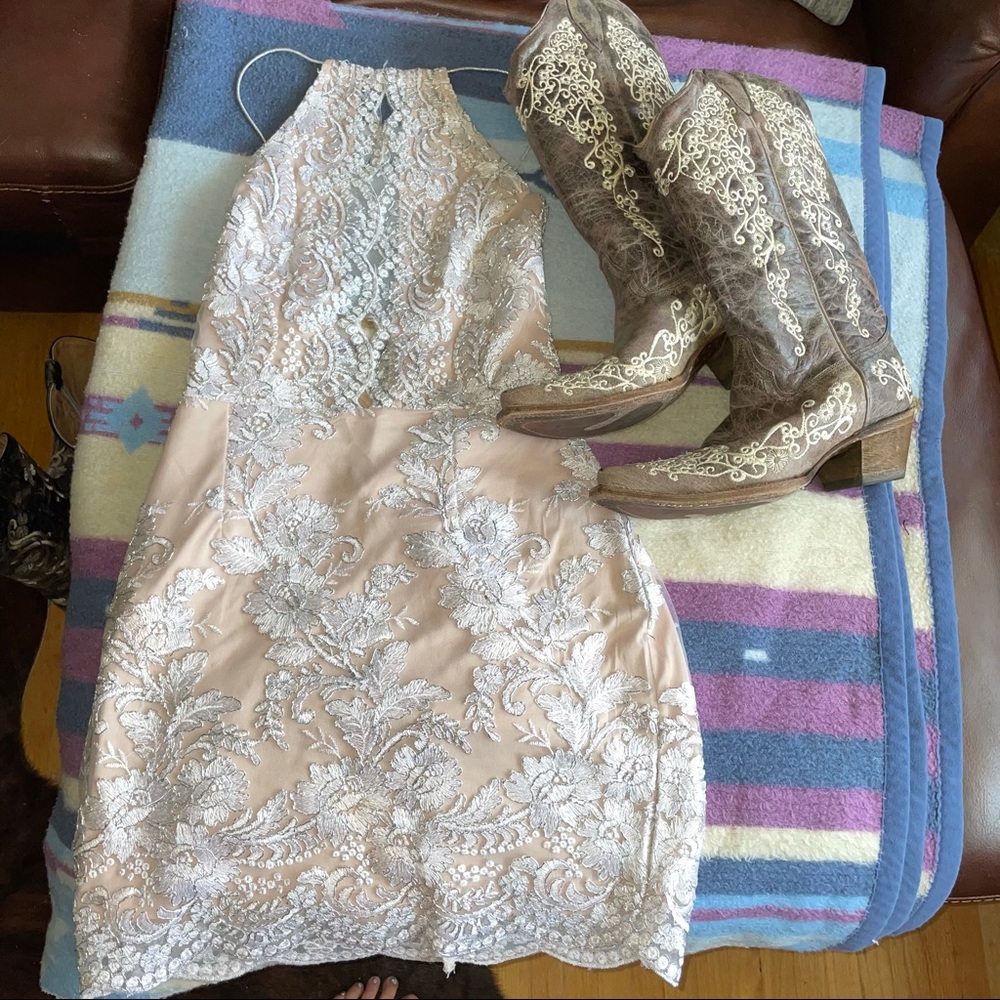 Xenia Boutique White and silver detail on white lace dress